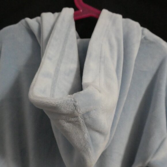 U KIDS | small (7-8) | Soft and Plush Light Blue Velour Zip-Up Hoodie | NWOT - Picture 14 of 14